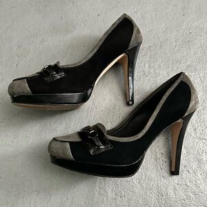 White House Black Market Size 8 Black & Grey Leather & Suede loafer heels